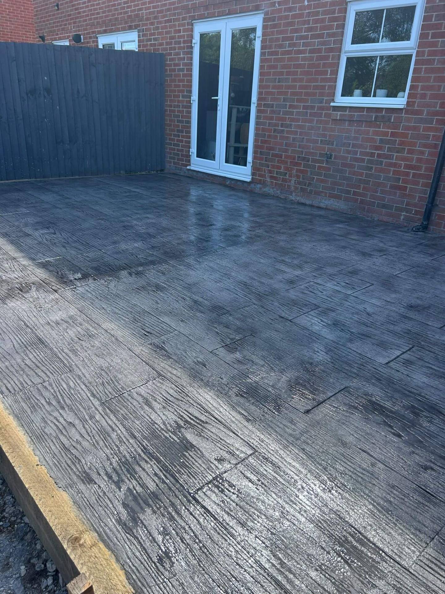 Wood effect printed concrete patio